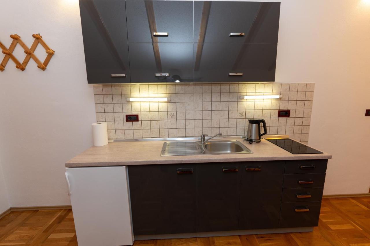 Apartman Miramare Otočac Exterior foto